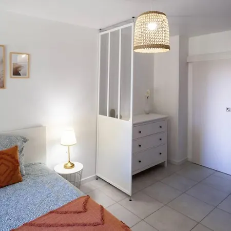 Maxbnb - T2 48m2 - Terrasse 30m2 - Wifi Fibre Appartement *